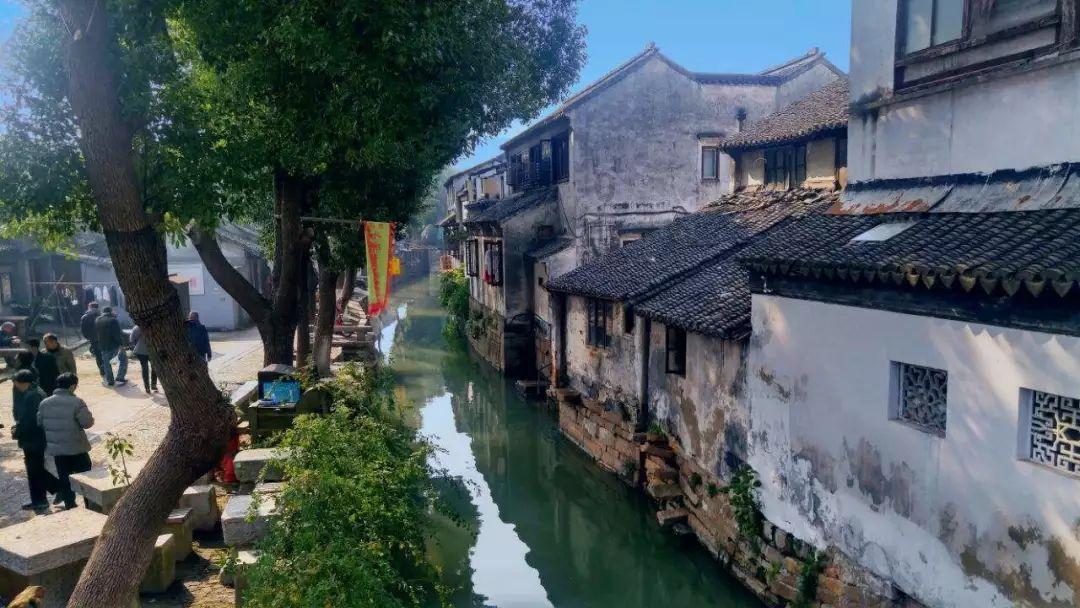 已知南充与成都相距180千米一辆汽车从南充开往成都汽车已经走了全长的3/4问离？游戏画面